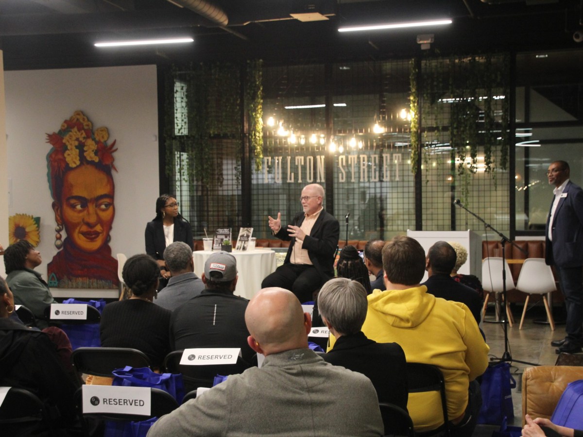 Chase Bank hosts Federal Reserve Speaker on History of Black Banks